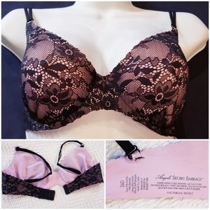 Victoria Secret Embrace 36 D